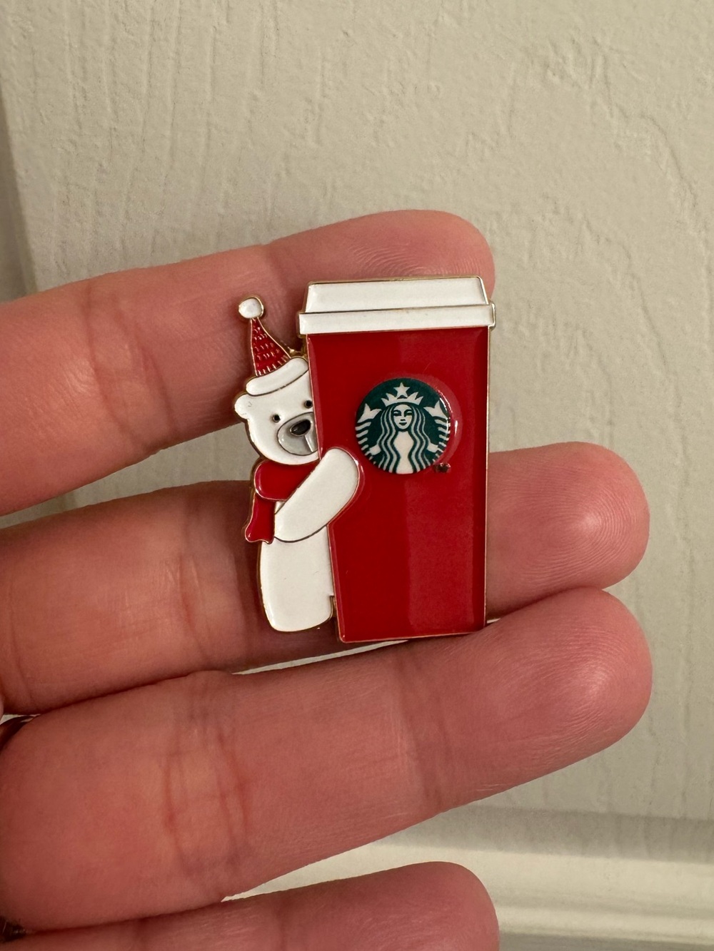 Limited Edition Starbucks Holiday Polar Bear Red Cup Enamel Pin Christmas Rare